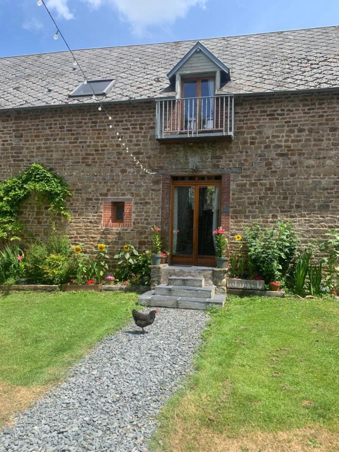 Les Rouges Terres Gites - La Laterie Saint-Amand  Exterior foto