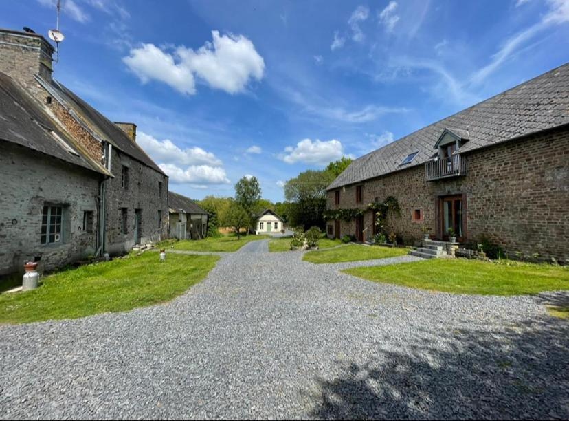 Les Rouges Terres Gites - La Laterie Saint-Amand  Exterior foto